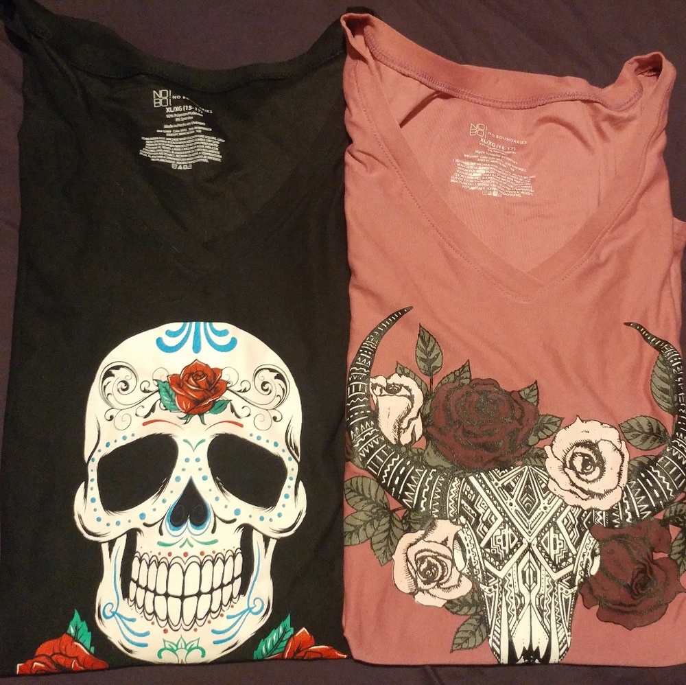 2 NWOT soft t-shirt bundle